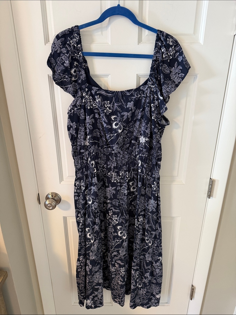 NWT Time and Tru Navy and White Floral Ruffle Sleeve Midi Dress Size XL 16-18 - Picture 7 of 8